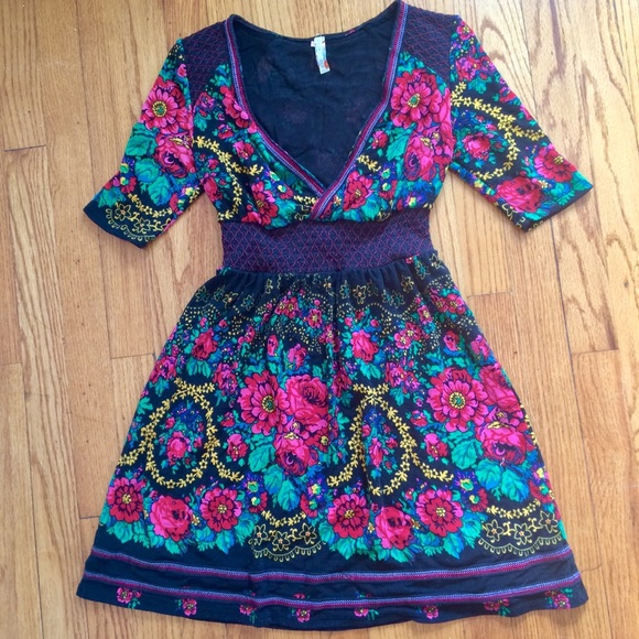 Free People Dresses & Skirts - Free people XS floral black knit dress